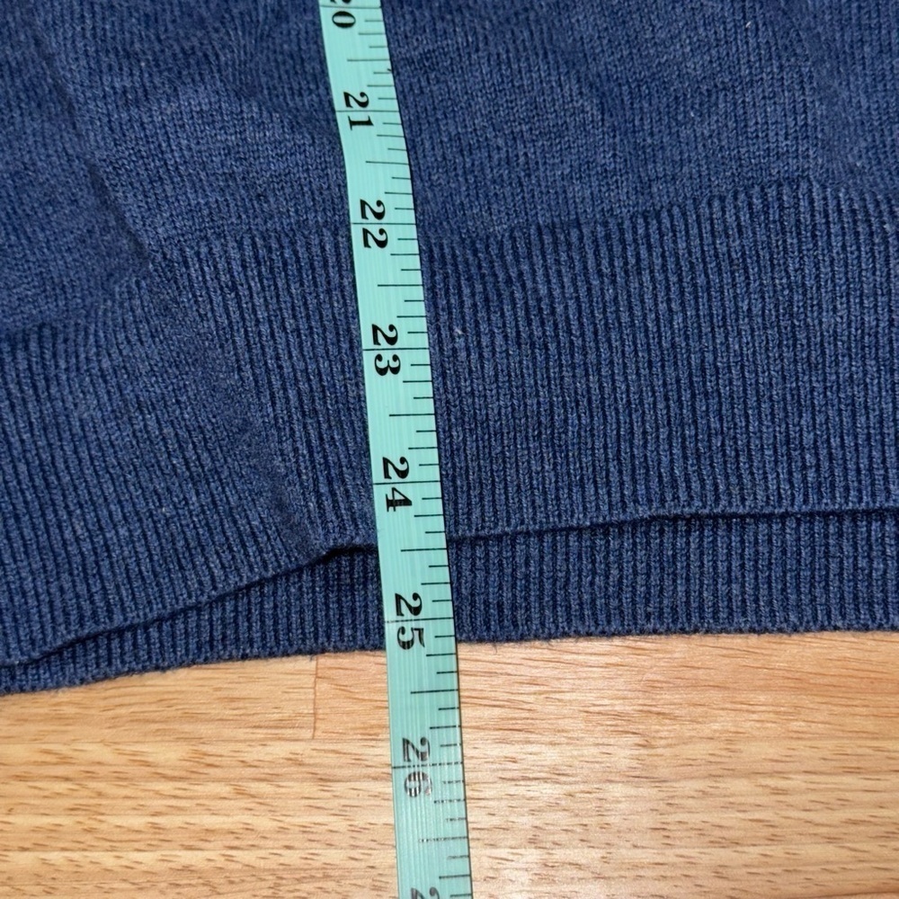 Amazon Essentials Blue V-Neck Sweater - Picture 8 of 9